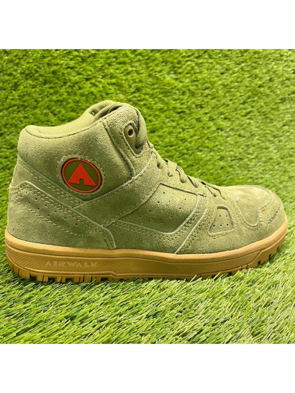 Airwalk Mongo Suede Mid Mens Size 7EE Green Gum Composite Toe Safety Work Boots